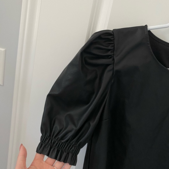 NWT H&M Faux Leather Blouse - Picture 4 of 5